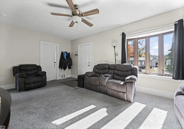 Homes for sale in Mt Clemens City Macomb, MI | 35 Michigan St, Mt Clemens City Macomb, MI 48043 | MLS# 58050195477