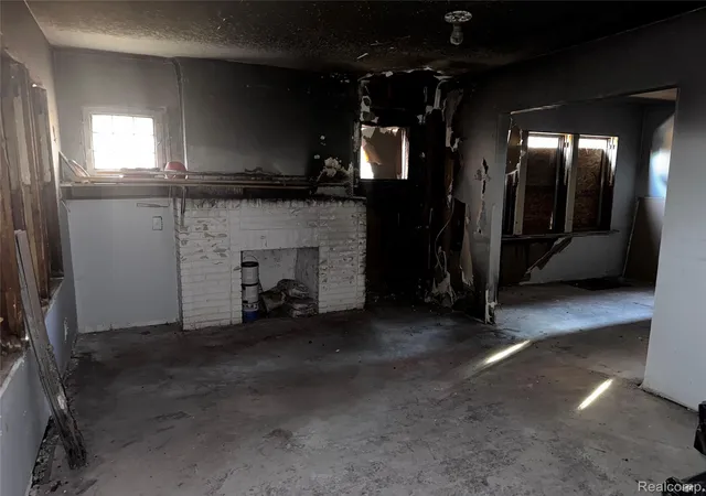 Listing Photo 5 - Condo for sale in building located at 13202 Stoepel St, Detroit, MI 48238