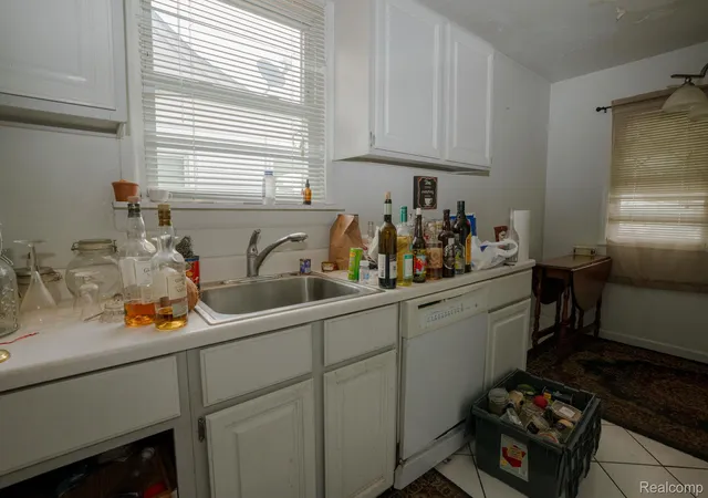 Photo 3 of Single family home for sale at 23011 Normandy Ave, Eastpointe, MI 48021 | MLS# 20251057942 | Listing updated on 2026-10-05