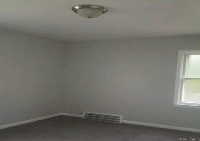 Photo 3 of Single family home for sale at 20502 Riopelle St, Highland Park, MI 48203 | MLS# 20251058628 | Listing updated on 2026-09-28