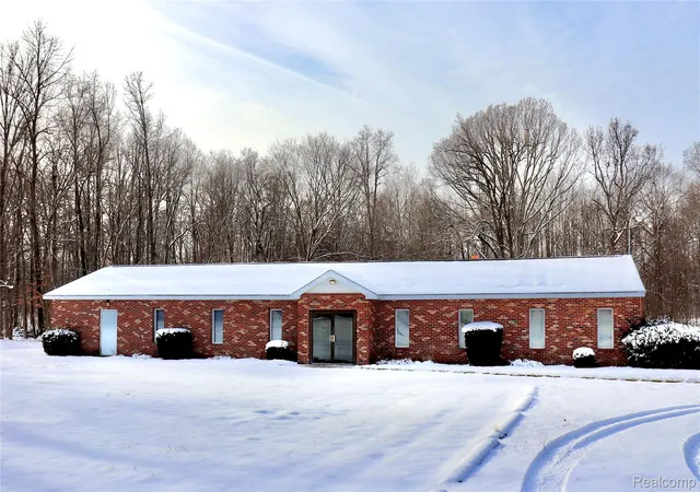 5th image of 8410 Linden Rd, Swartz Creek, MI 48473 | MLS# 20251058836