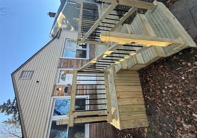 1st image of 6737 Warwick St, Detroit, MI 48228 | MLS# 20251059013