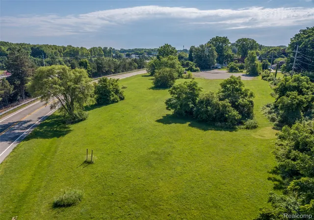 3rd image of 45109 I-94 South Service Dr, Belleville, MI 48111 | MLS# 20251059149