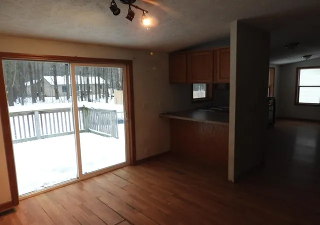 Homes for sale in Houghton Lake, MI | 224 Radcliff Dr, Houghton Lake, MI 48629 | MLS# 78080064276