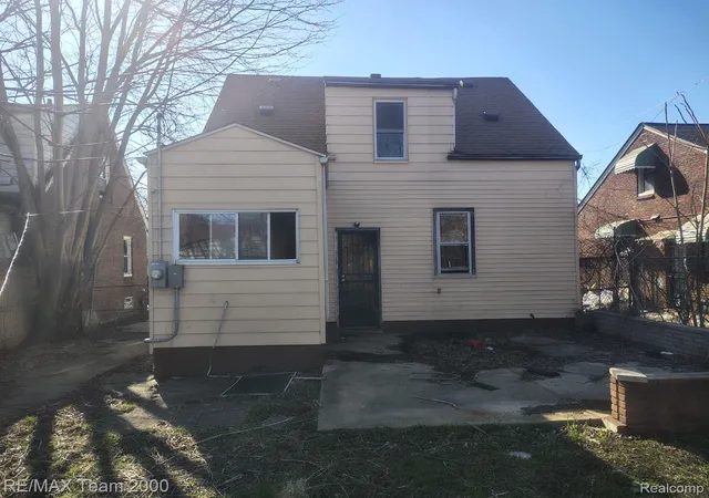 Photo 3 of Single family home for sale at 20200 Greeley St, Highland Park, MI 48203 | MLS# 20251059688 | Listing updated on 2026-09-15