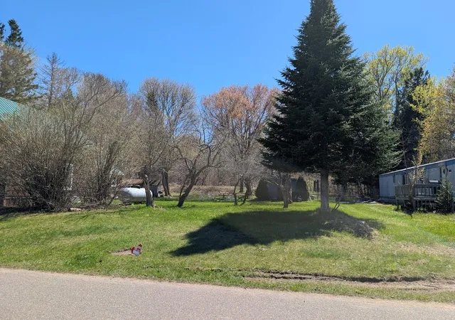 Photo 2 of Single family home for sale at 21737 Wilson St, Grand Marais, MI 49839 | MLS# 81025061796 | Listing updated on 2026-07-26