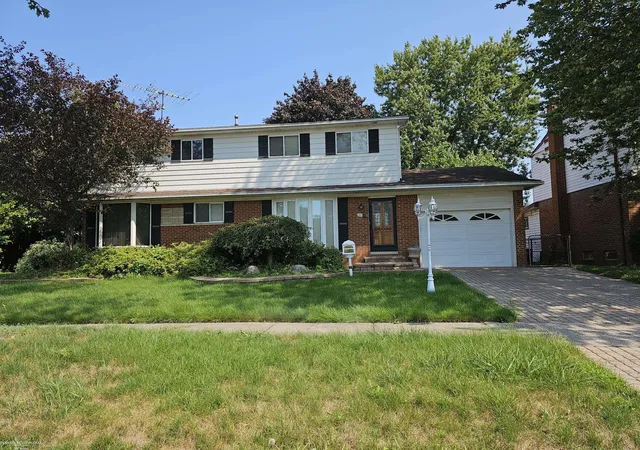 Photo 1 of Single Family Residence at 30 Mulligan Dr, Mount Clemens, MI 48043 | MLS# 58050196110 |  | Sold on 2026-02-18