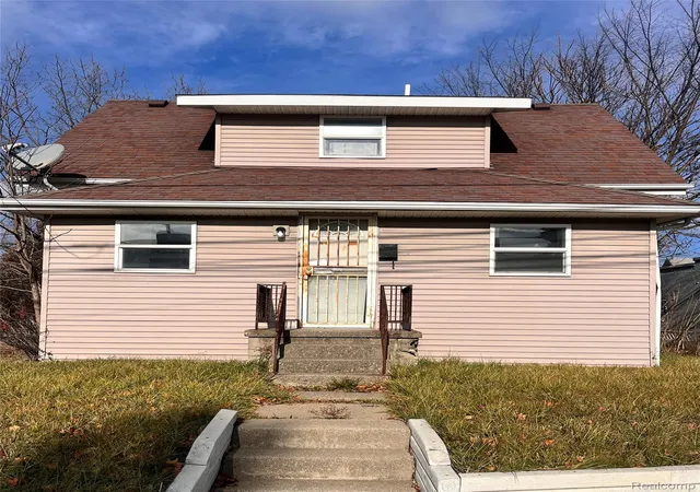 Photo 1 of Single family home for sale at 2410 Corunna Rd, Flint, MI 48503 | MLS# 20251060670 | Listing updated on 2026-08-21