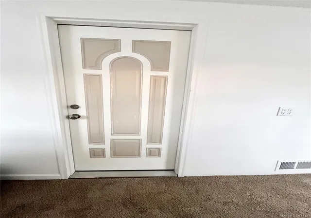 Photo 3 of Single family home for sale at 2410 Corunna Rd, Flint, MI 48503 | MLS# 20251060670 | Listing updated on 2026-08-21