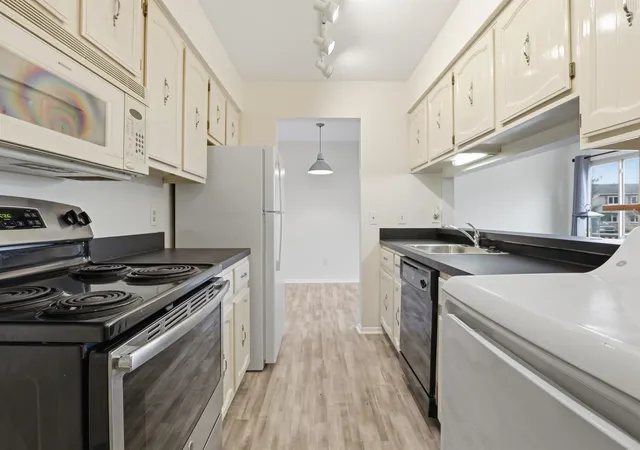 Photo 3 of Condo for sale at 12264 Woodside Dr, Grand Blanc, MI 48439 | MLS# 5050196380 | Listing updated on 2026-06-17