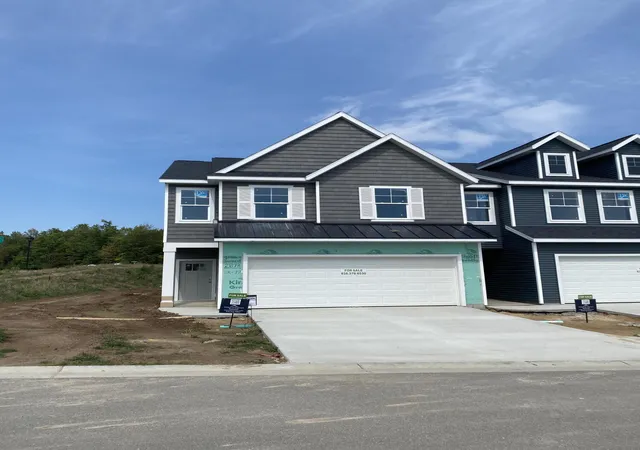 Photo 1 of Condo for sale at 2873 E Highgate Dr Se #77, Kentwood City Kent, MI 49512 | MLS# 65025062422 | Listing updated on 2026-09-09