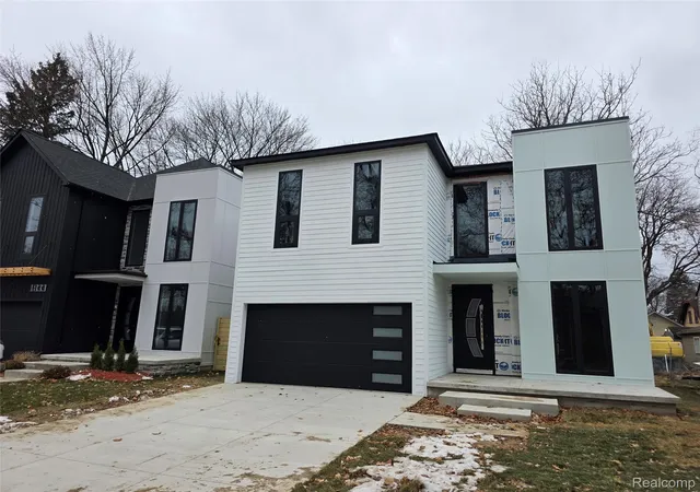 Photo 1 of Single family home for sale at 1837 N Washington Ave, Royal Oak, MI 48073 | MLS# 20251061319 | Listing updated on 2026-09-20