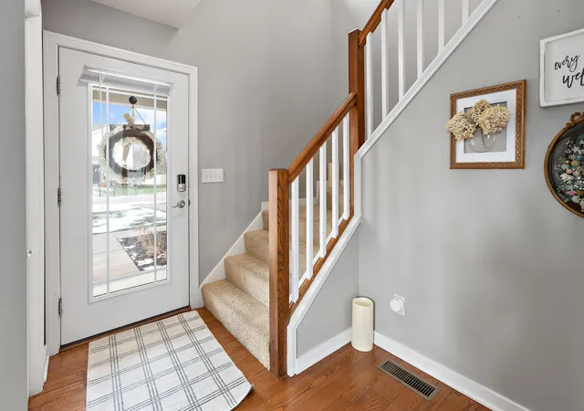 Photo 3 of Single family home for sale at 518 Dogwood Ln, Coloma, MI 49038 | MLS# 69025062585 | Listing updated on 2026-06-23