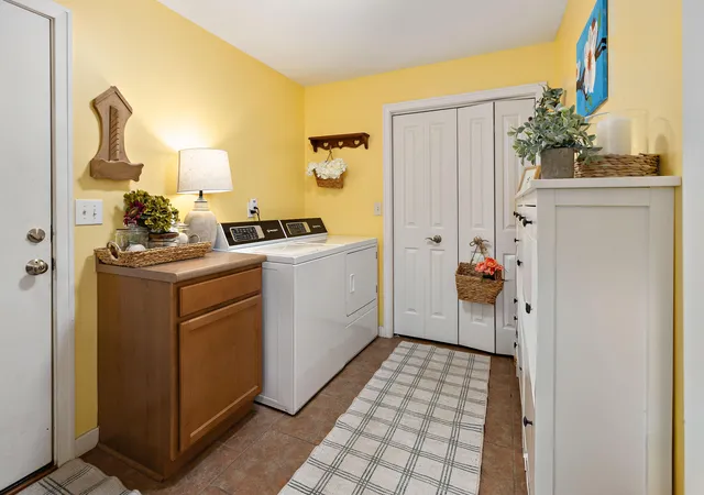 Photo 3 of Single family home for sale at 518 Dogwood Ln, Coloma, MI 49038 | MLS# 69025062585 | Listing updated on 2026-06-23