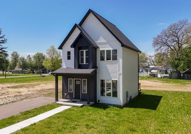 1st image of 105 Lester Ave, Dowagiac, MI 49047 | MLS# 69025062611