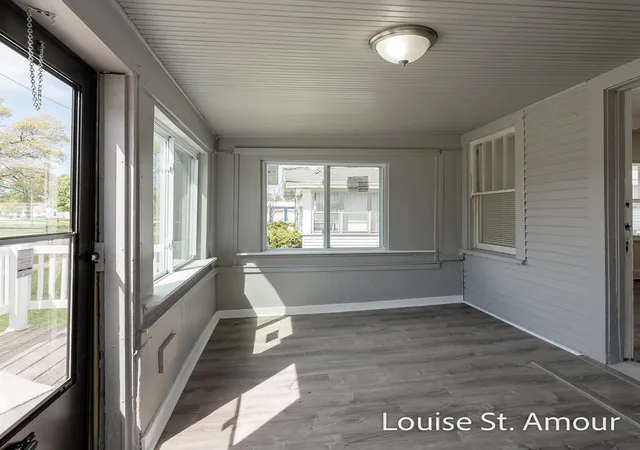 Homes for sale in Muskegon City Muskegon, MI | 436 Catawba Ave, Muskegon City Muskegon, MI 49442 | MLS# 71025062642