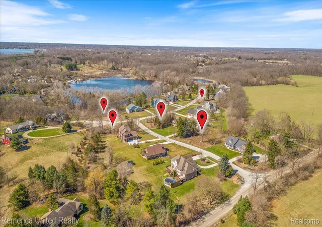 21st image of 10468 Oak Shore Dr, South Lyon, MI 48178 | MLS# 20251061835
