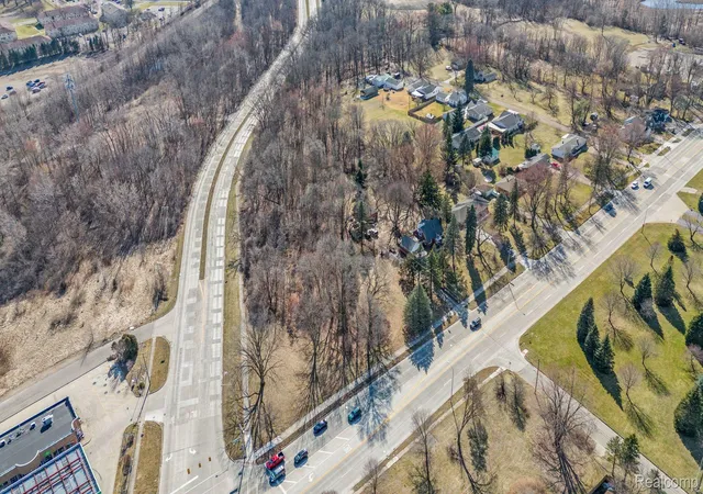 Photo 3 of Land for sale at 405 W Walton Blvd, Pontiac, MI 48340 | MLS# 20251062036 | Listing updated on 2026-01-01