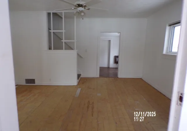 Photo 3 of Single family home for sale at 305 W Pine St, Big Rapids, MI 49307 | MLS# 72025063006 | Listing updated on 2026-07-22