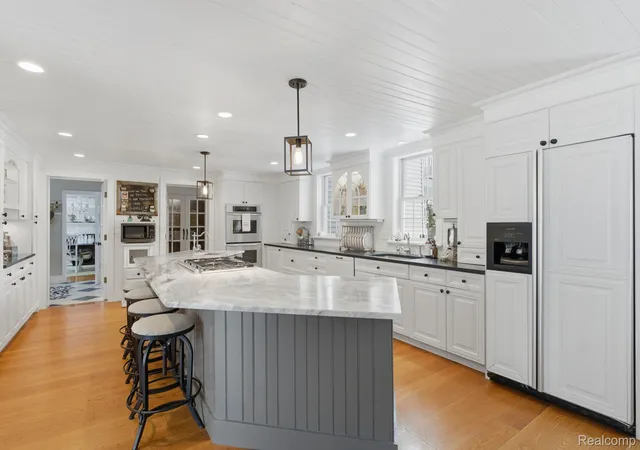 5th image of 549 Grixdale Ln, Waterford, MI 48328 | MLS# 20251062221