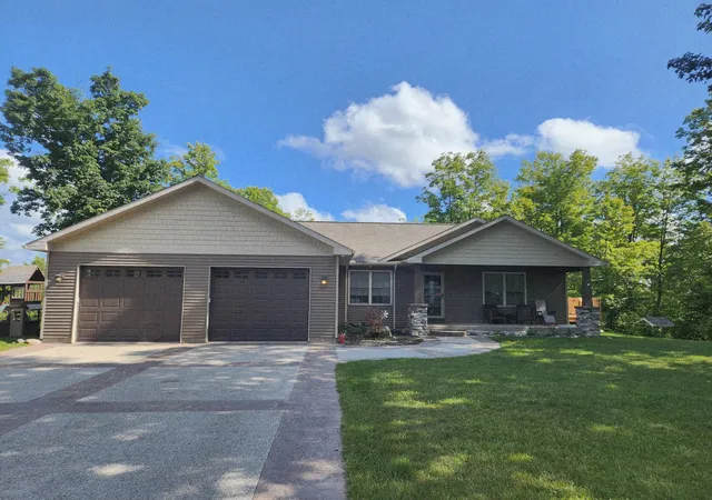 1st image of 18274 200th Ave, Burdell Township Osceola, MI 49655 | MLS# 72026000092
