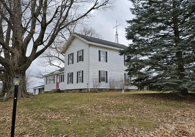 Photo 1 of Single family home for sale at 66598 Territorial Rd, Lawrence, MI 49064 | MLS# 66026000128 | Listing updated on 2026-07-07