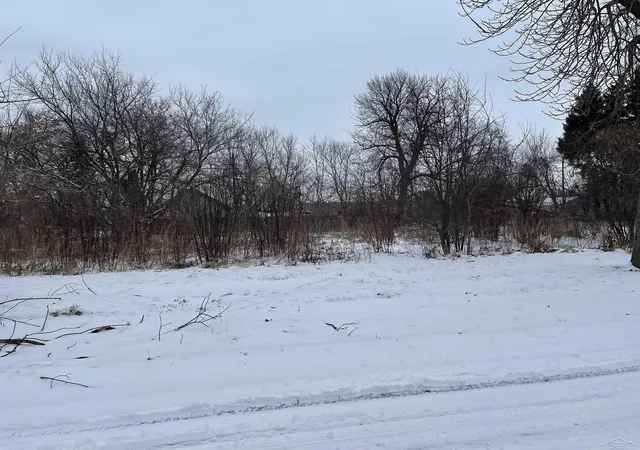 Photo 2 of Land for sale at 1333 Mott St, Saginaw, MI 48601 | MLS# 61050196957 | Listing updated on 2026-08-03