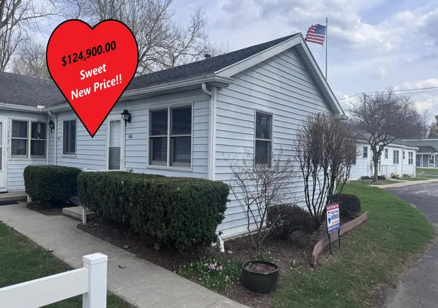 Homes for sale in Brooklyn, MI | 160 Irwin St, Brooklyn, MI 49230-9272