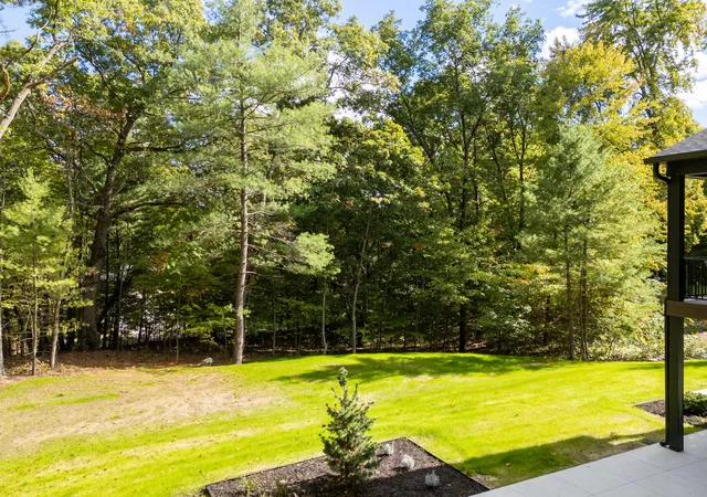 Photo 3 of Single family home for sale at 3750 Charlevoix Dr SE, Grand Rapids, MI 49546 | MLS# 65026000608 | Listing updated on 2026-06-17