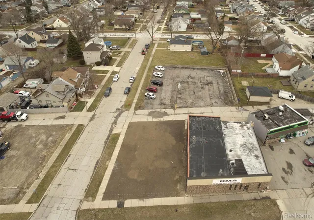 5th image of 722 Southfield Rd, Lincoln Park, MI 48146 | MLS# 20261001058