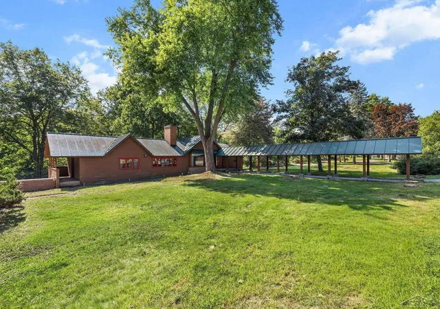 5th image of 456/458 E Chippewa River Rd, Homer Township Midland, MI 48640 | MLS# 61050197020