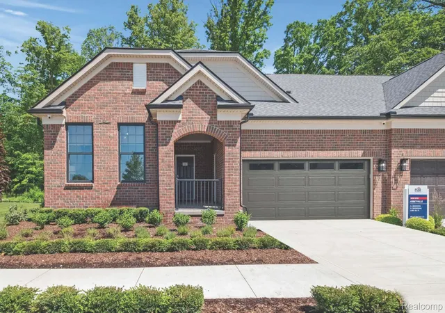 Listing Photo 1 - Condo for sale in building located at 55834 Oak Pointe Dr, Utica, MI 48315