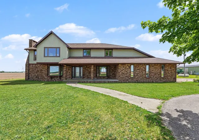 1st image of 6386 E Washington, Ithaca, MI 48847 | MLS# 79080064721