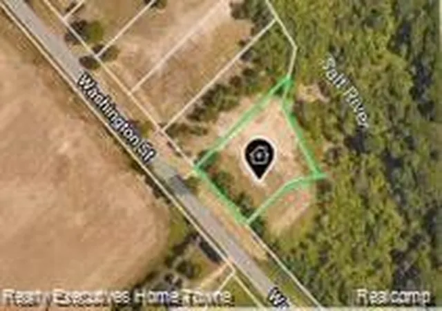 Homes for sale in Chesterfield, MI | 54620 Washington, Chesterfield, MI 48047 | MLS# 20261001762