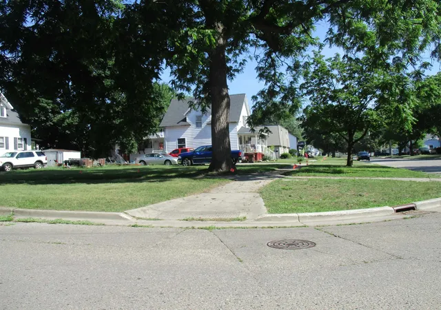 Photo 3 of Land for sale at 427 E Downie St, Alma, MI 48801 | MLS# 79080064741 | Listing updated on 2026-07-29