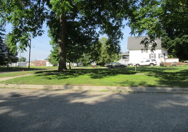 Photo 4 of Land for sale at 427 E Downie St, Alma, MI 48801 | MLS# 79080064741 | Listing updated on 2026-07-29