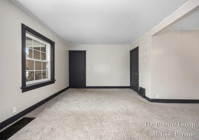 Photo 3 of Multi family home for sale at 122 Brookview St, Kalamazoo, MI 49048 | MLS# 65026001181 | Listing updated on 2026-06-23