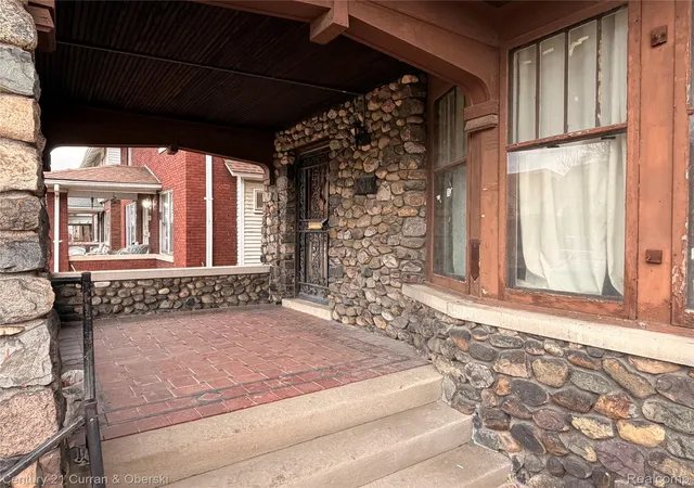 Photo 2 of Single family home for sale at 107 Mclean St, Highland Park, MI 48203 | MLS# 20261001950 | Listing updated on 2026-08-27
