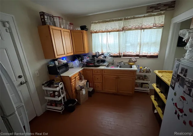 Photo 4 of Single family home for sale at 22 Steinbaugh Ct, Pontiac, MI 48341 | MLS# 20261001997 | Listing updated on 2026-09-17