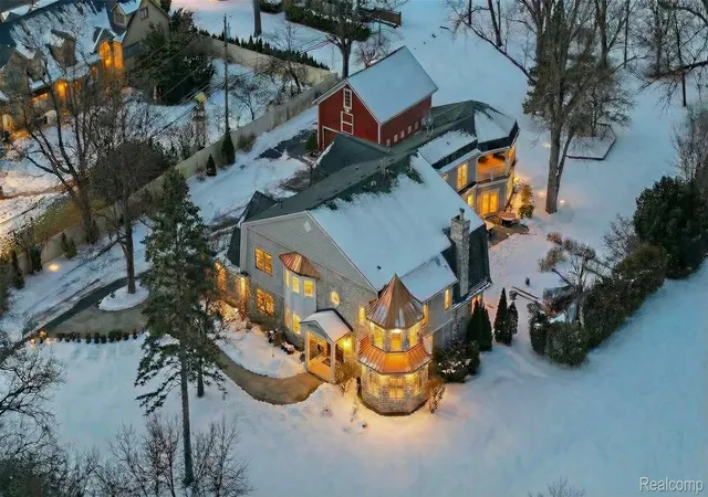 1st image of 6900 Franklin Rd, Bloomfield Hills, MI 48301 | MLS# 20261002250
