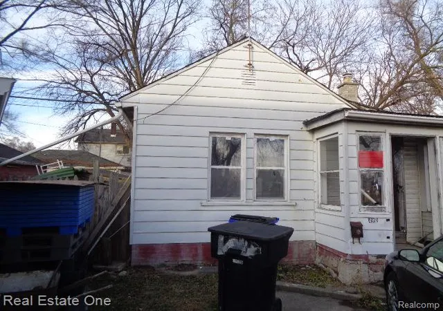 2nd image of 14995 Maddelein St, Detroit, MI 48205 | MLS# 20261002309