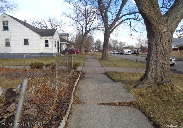 25th image of 14995 Maddelein St, Detroit, MI 48205 | MLS# 20261002309