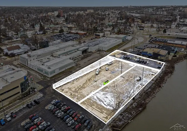 1st image of 916 N Niagara St, Saginaw City Saginaw, MI 48602 | MLS# 61050197500