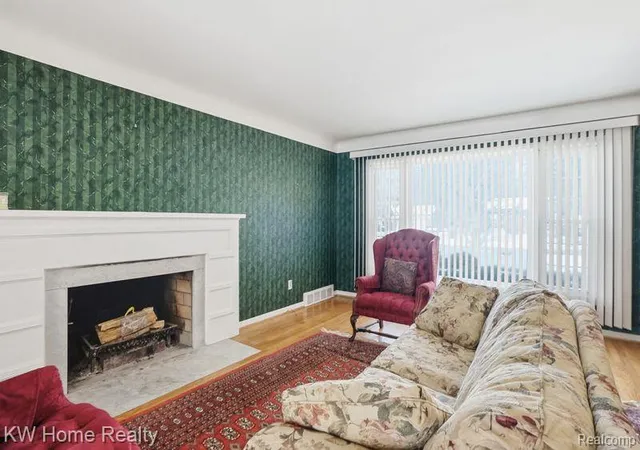 Photo 3 of Single family home for sale at 18635 San Diego Blvd, Lathrup Village, MI 48076 | MLS# 20261003015 | Listing updated on 2026-09-24