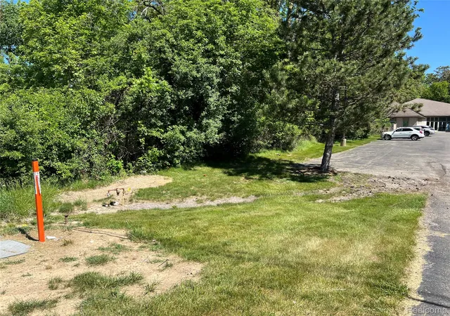 Photo 3 of Land for sale at 0000 Beecher Rd, Flint Charter Township Genesee, MI 48532 | MLS# 20261003078 | Listing updated on 2026-08-25