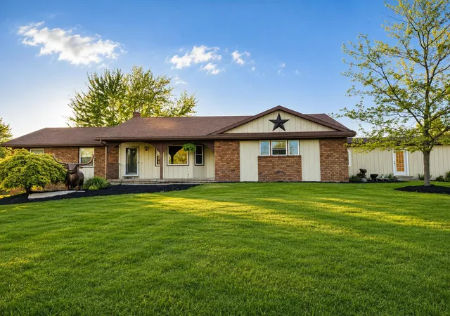 Photo 1 of Sale Pending at 1595 Angling Rd Sw, Grandville, MI 49418 | MLS# 65026001822 | Listing updated on 2026-07-29