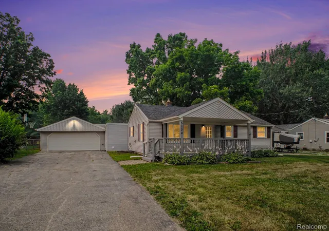 1st image of 5104 Esta Dr, Flint, MI 48506 | MLS# 20261003314