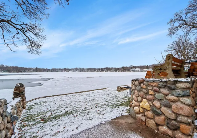 Photo 3 of Single family home for sale at 146 W Crooked Lake Dr, Kalamazoo, MI 49009 | MLS# 66026001958 | Listing updated on 2026-09-17