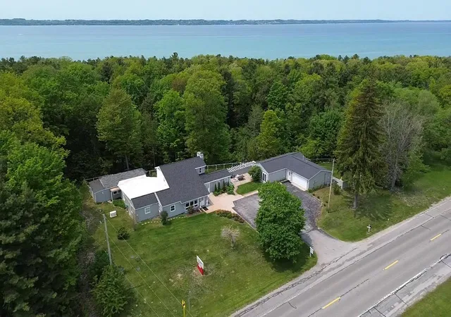 Homes for sale in Williamsburg, MI | 10774 S Us 31, Williamsburg, MI 49690 | MLS# 78080064890