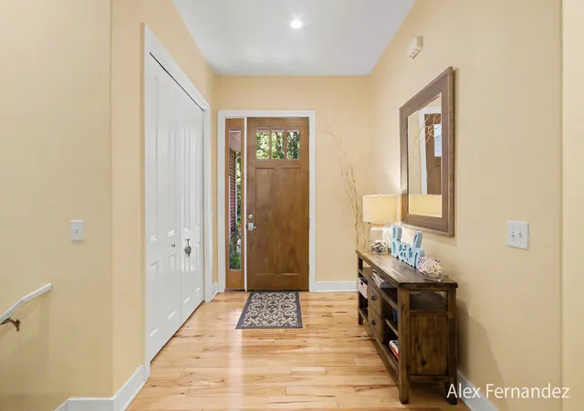 Photo 3 of Single family home for sale at 6288 Hawthorne Ct, Saugatuck, MI 49453 | MLS# 71026001961 | Listing updated on 2026-10-05